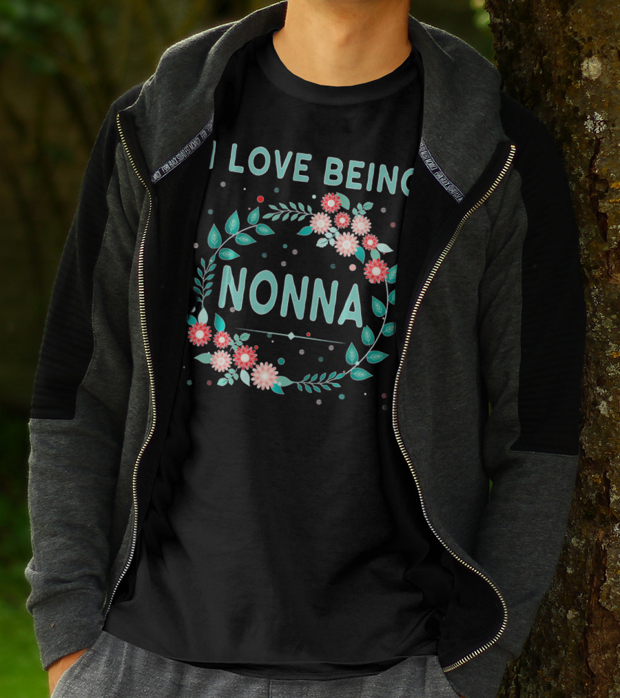 I Love Being Nonna Floral Wreath T-Shirt