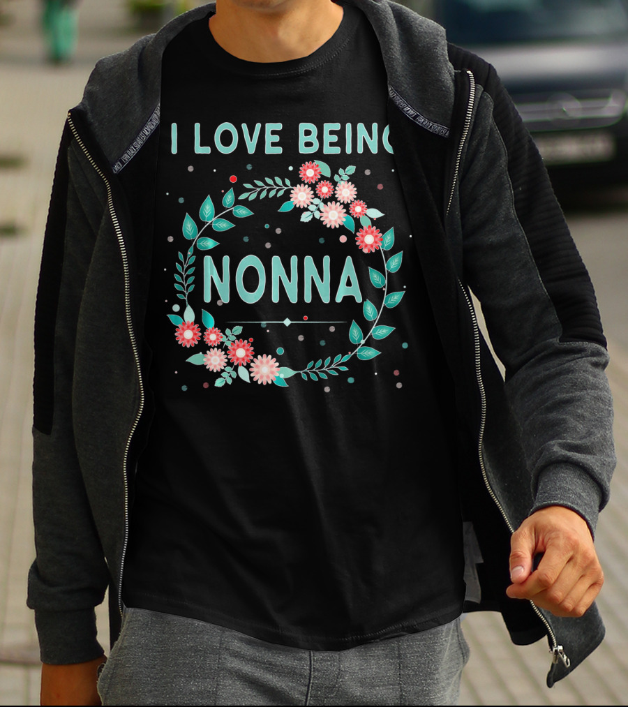 I Love Being Nonna Floral Wreath T-Shirt