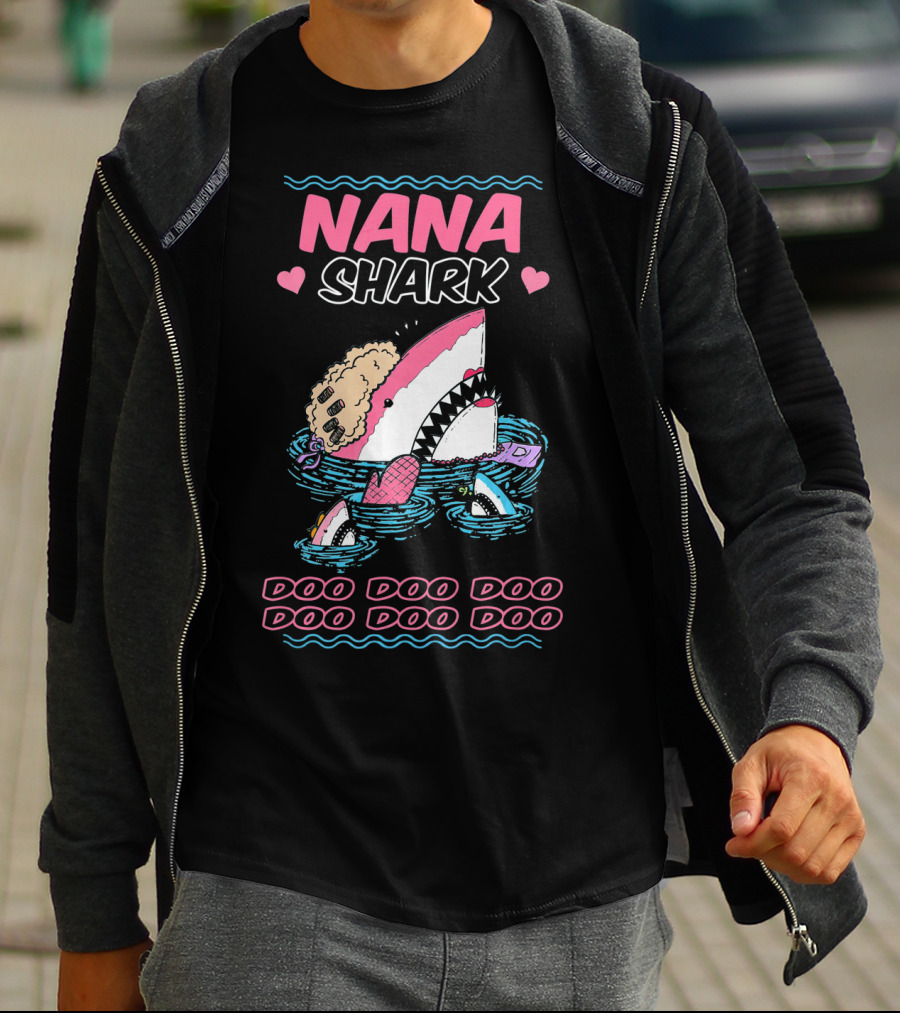 Nana Shark Doo Doo Doo Doo Doo Doo Funny Kids Video T-Shirt