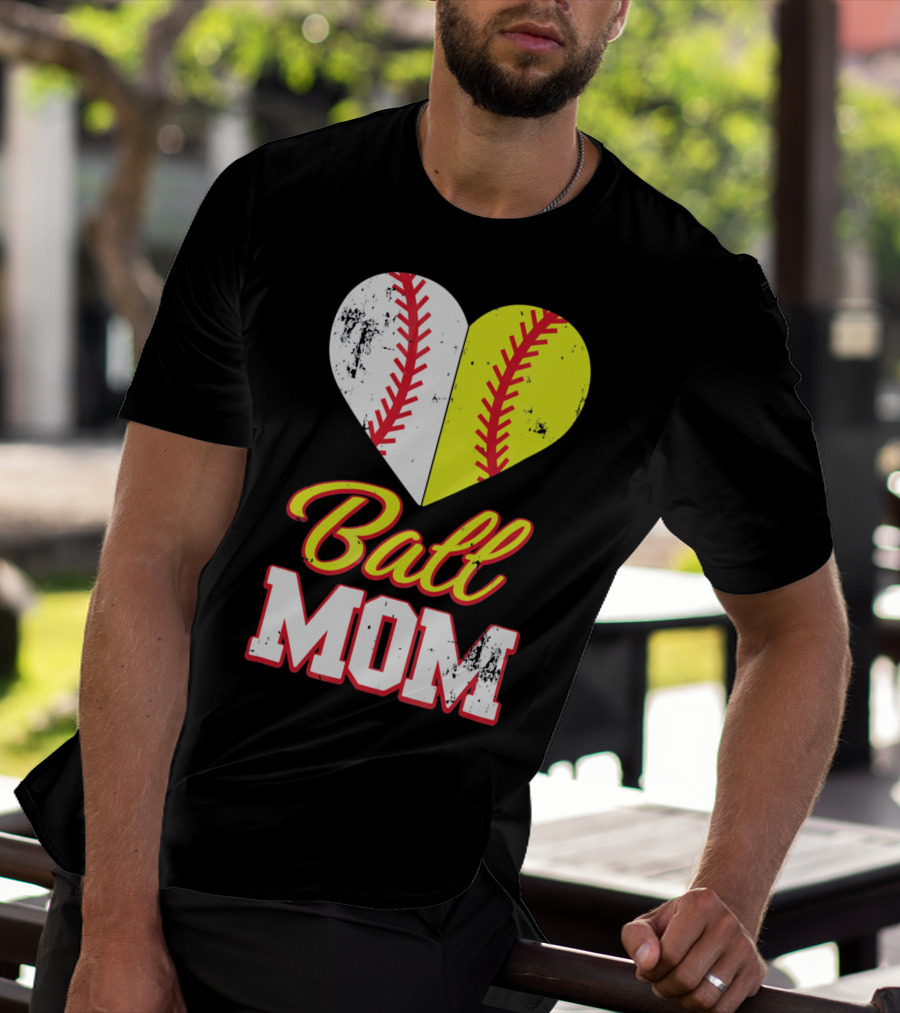 Funny Softball Mom Ball Mom Heart T-Shirt