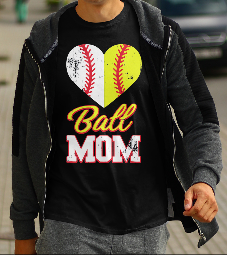 Funny Softball Mom Ball Mom Heart T-Shirt