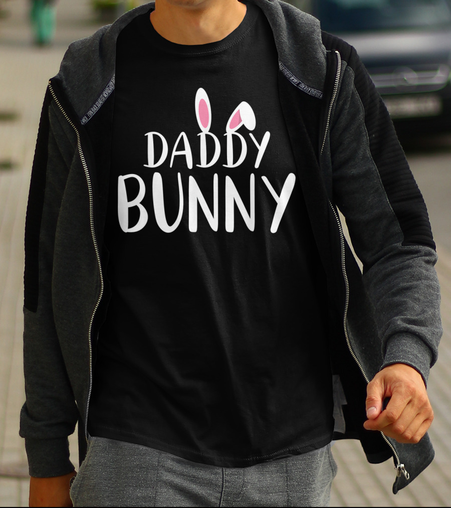 Daddy Bunny Easter Pregnant Mens T-Shirt
