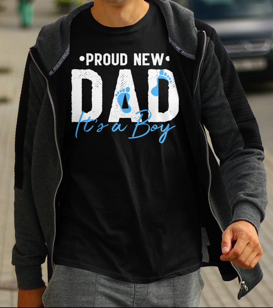 Proud New Dad It's A Boy With Baby Footprints T-Shirt