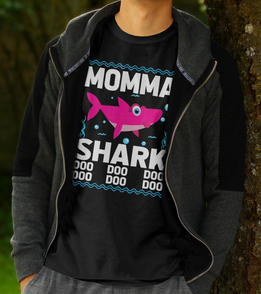 Momma Shark Doo Doo Doo Doo Doo T-Shirt