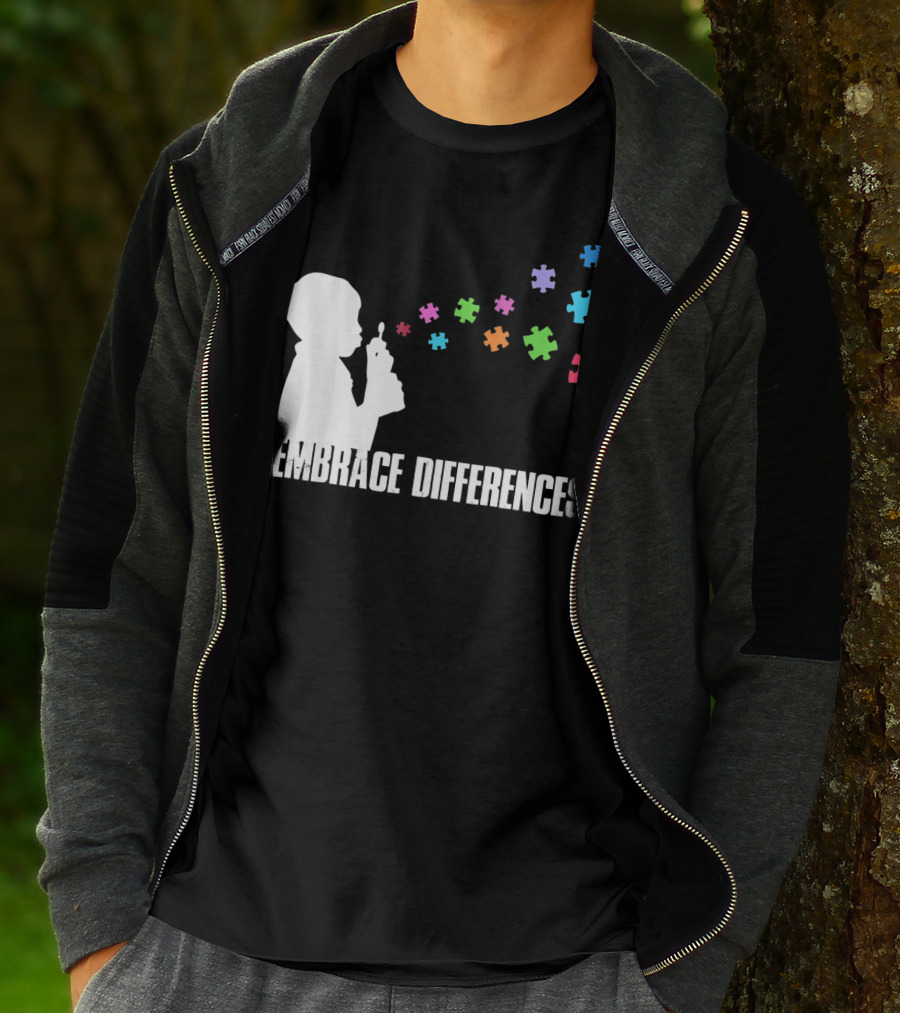 Embrace Differences Support Auti Autism Puzzle Pieces Bubbles T-Shirt