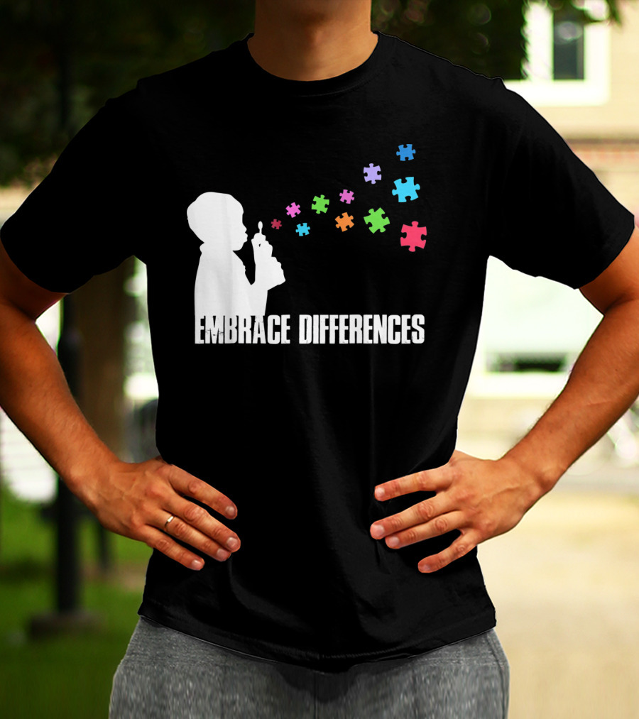Embrace Differences Support Auti Autism Puzzle Pieces Bubbles T-Shirt
