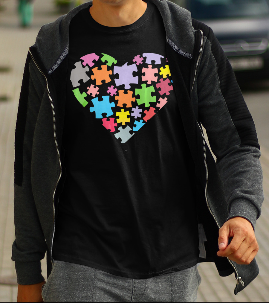 Love Autism Puzzle Heart Autism Awareness T-Shirt