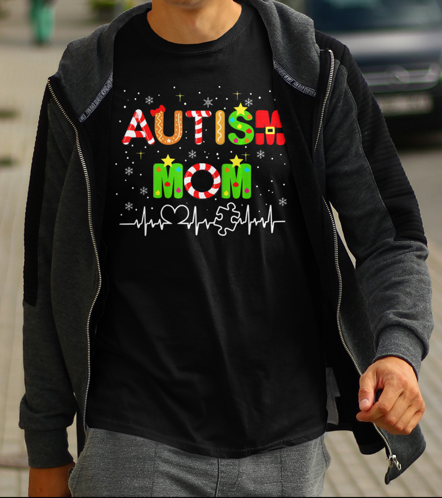 Christmas Autism Awareness Mom Heart Puzzle T-Shirt