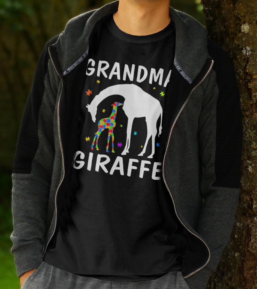 Grandma Giraffe Autism Awareness T-Shirt