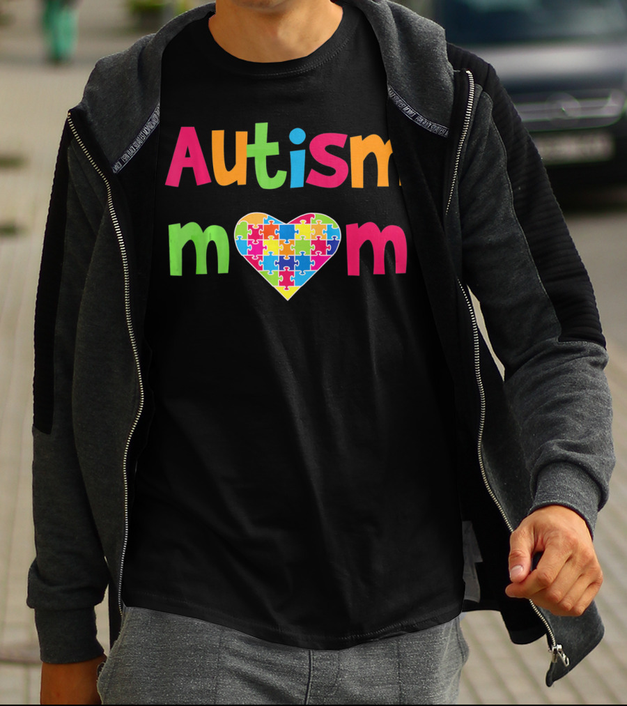 Autism Mom Heart Puzzle Autistic Awareness T-Shirt