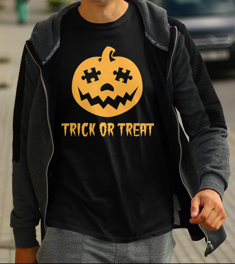 Trick Or Treat Halloween Autism Awareness Pumpkin Puzzle T-Shirt