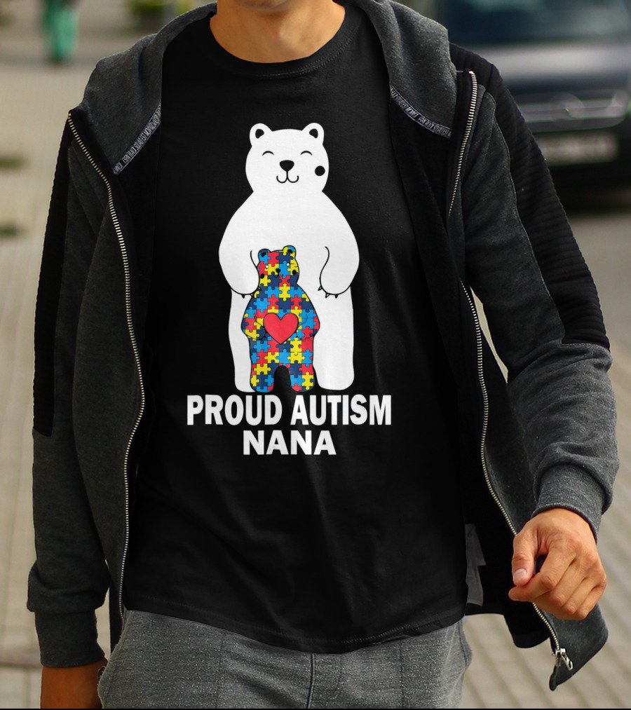 Proud Autism Nana Bear With Colorful Puzzle Pieces And Heart T-Shirt