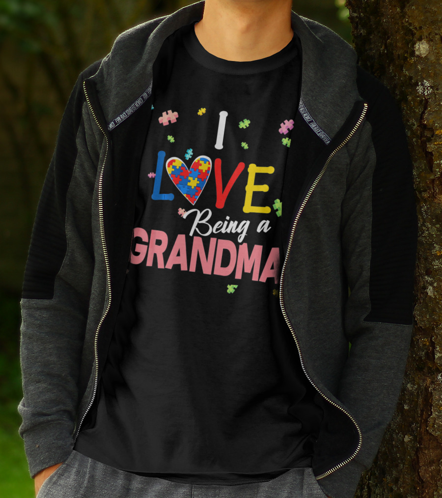 I Love Being A Grandma Autism Awareness Puzzle Heart T-Shirt