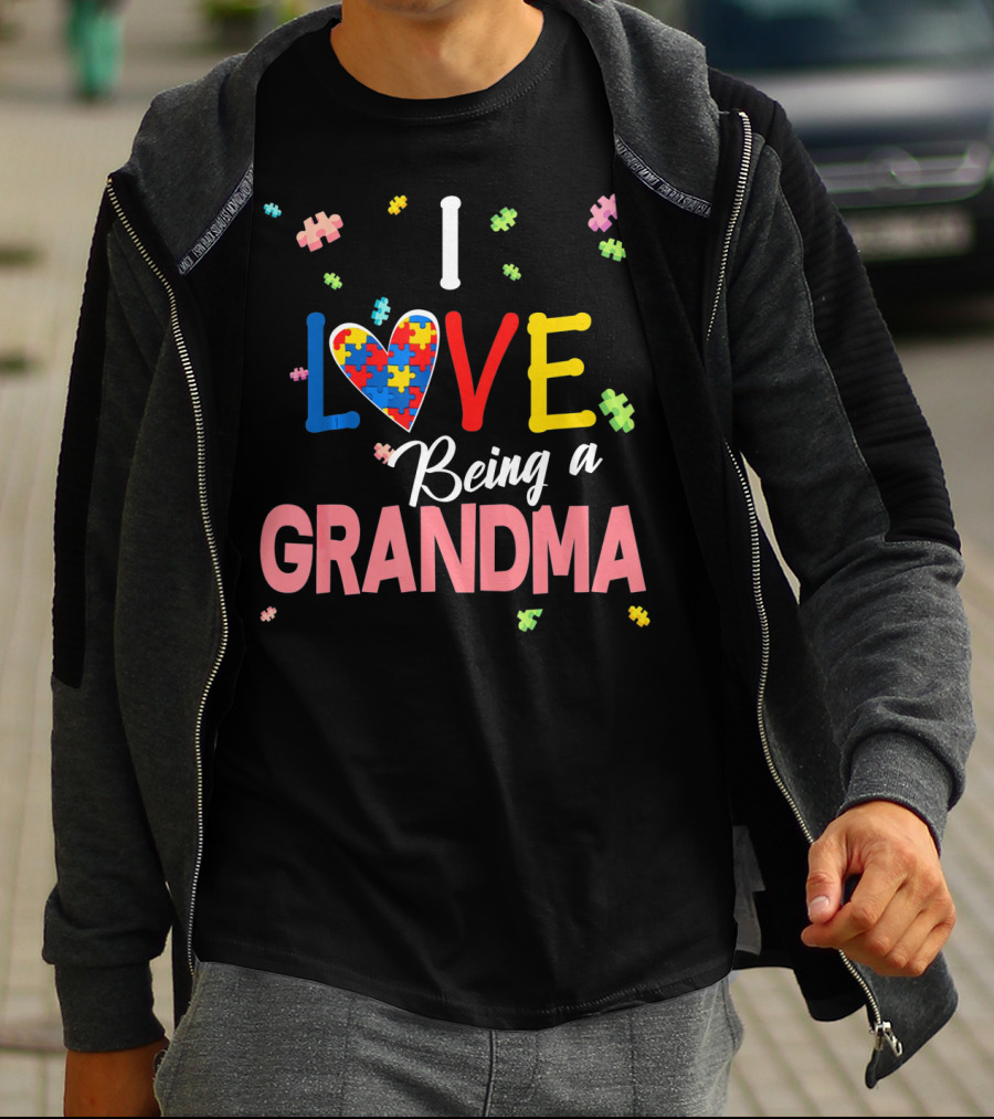 I Love Being A Grandma Autism Awareness Puzzle Heart T-Shirt