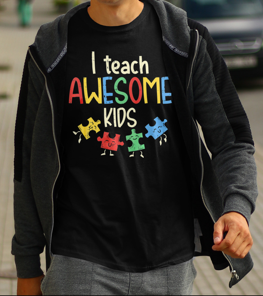 I Teach Awesome Kids Autism Special Puzzle Piece T-Shirt
