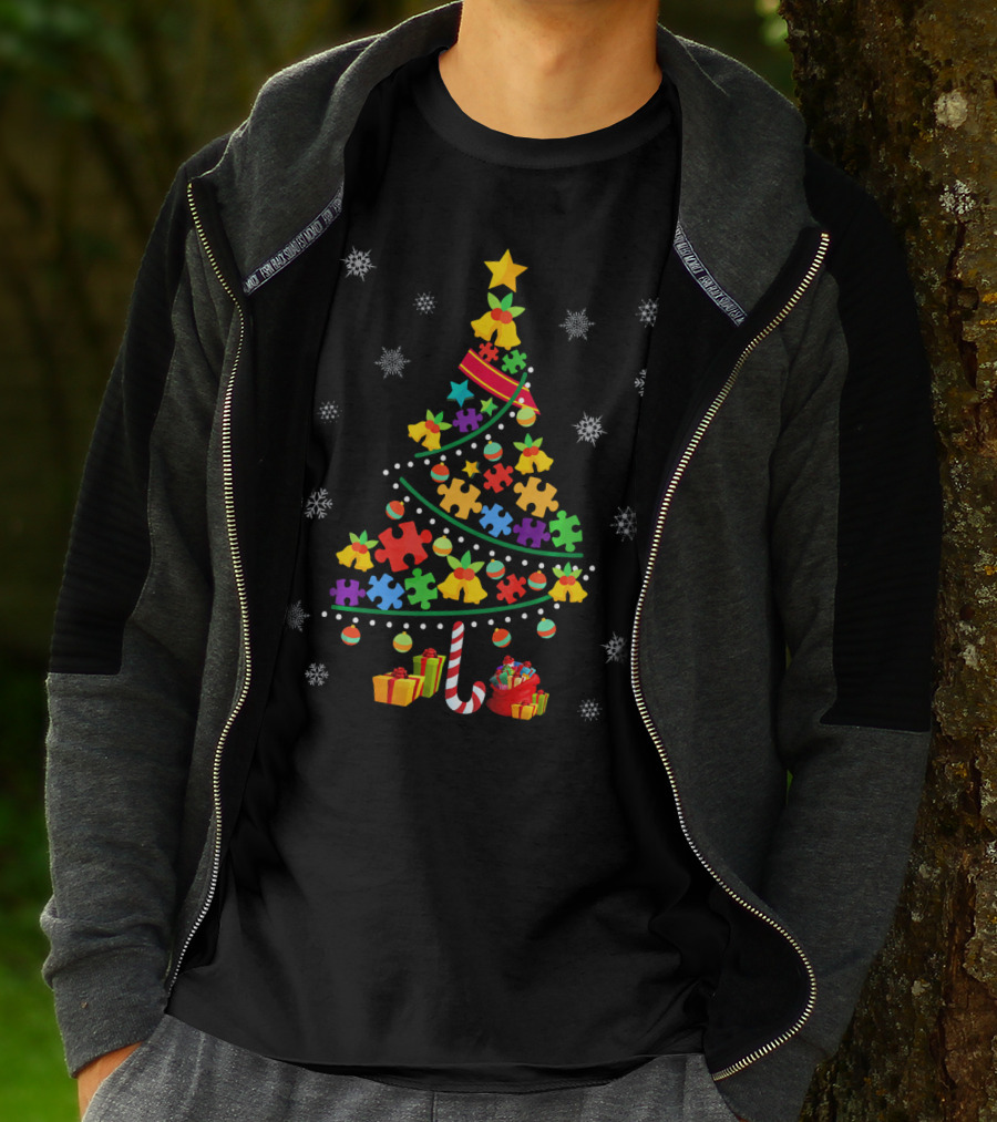 Autism Awareness Christmas Tree Puzzle Pieces Snowflakes T-Shirt