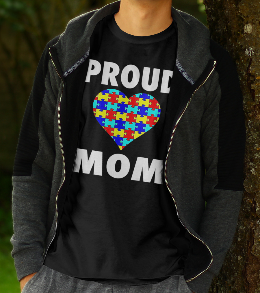 Proud Mom Autism Awareness Heart Puzzle T-Shirt
