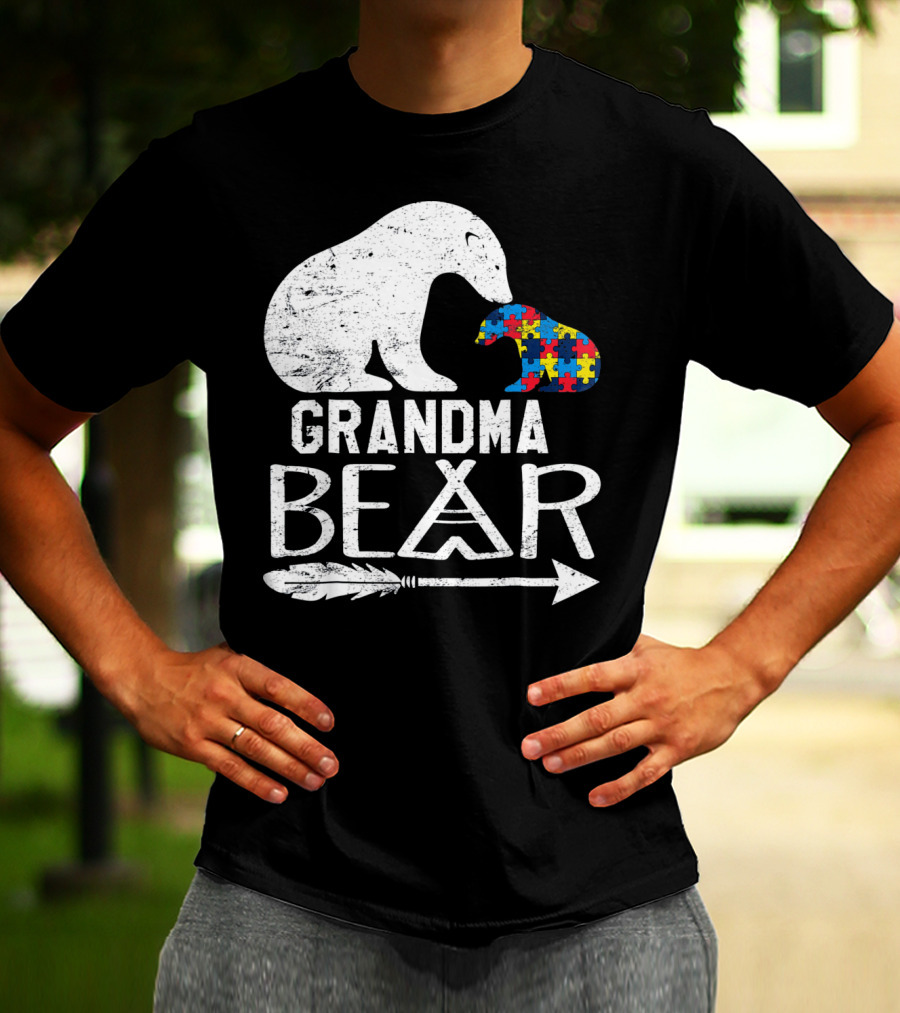 Grandma Bear Autism Awareness Puzzle Piece Arrow T-Shirt