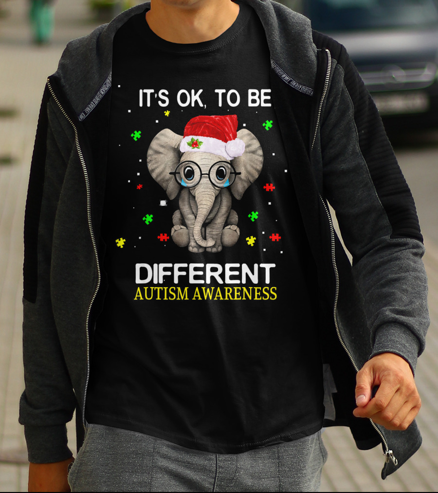 ITS OK TO BE DIFFERENT ELEPHANT AUTISM AWARENESS SANTA HAT PUZZLE PIECES T-Shirt
