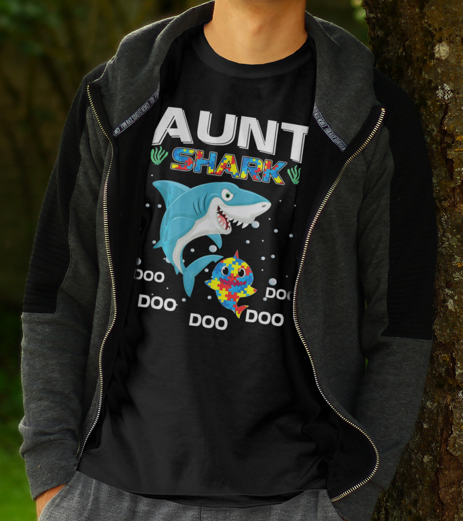 Aunt Shark Doo Doo Autism Awareness Puzzle Piece T-Shirt