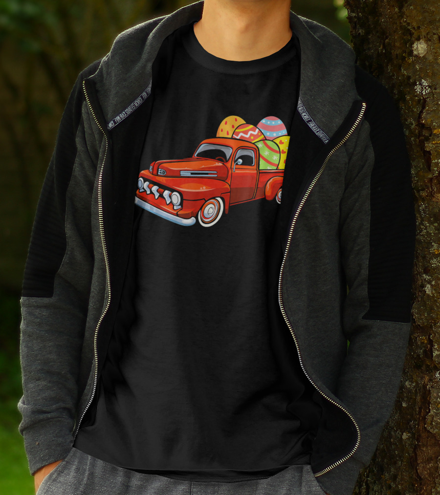 Vintage Easter Egg Pickup Truck With Colorful Eggs T-Shirt