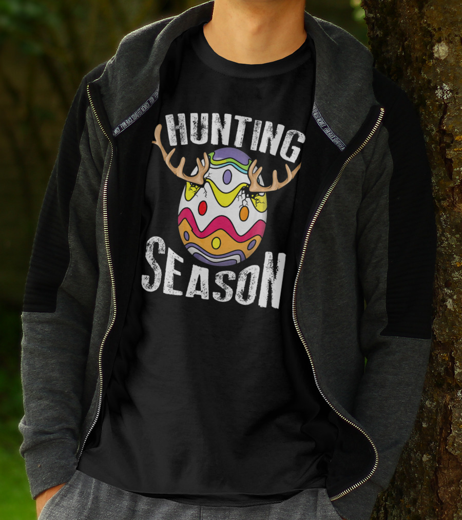 Hunting Season Cute Easter Egg Antlers Holid T-Shirt