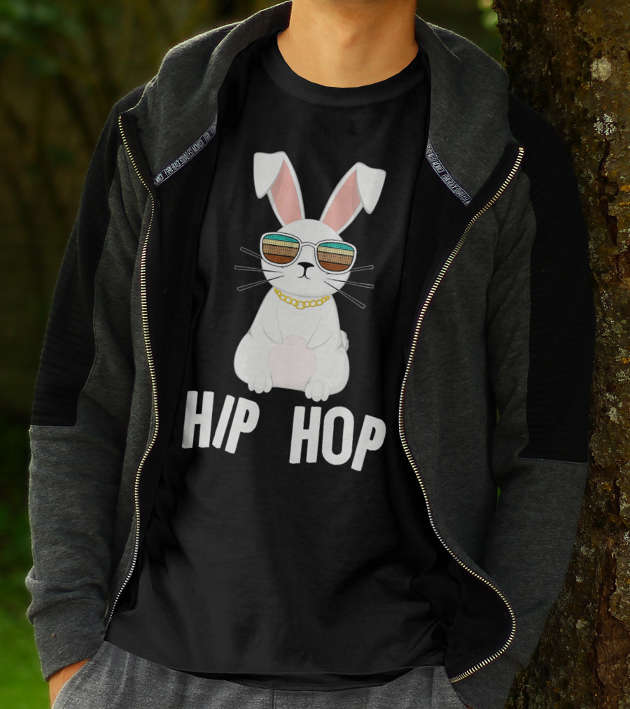 Hip Hop Bunny With Sunglasses And Gold Chain T-Shirt