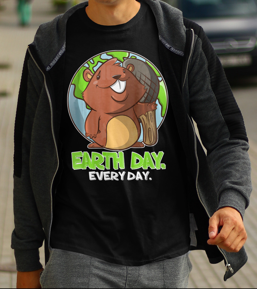Earth Day Every Day Cute Beaver And Planet T-Shirt