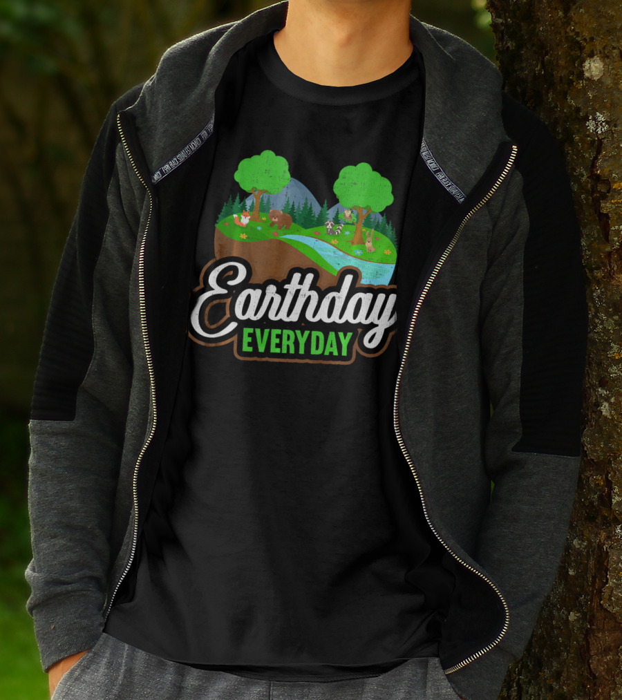 Earth Day Every Day Conservation Wildlife Nature Scene T-Shirt