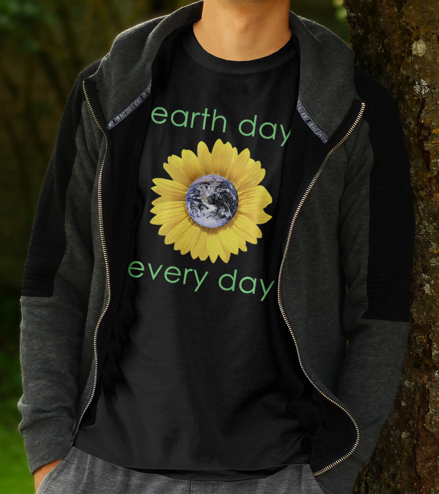 Earth Day Every Day Sunflower Globe Green Environment T-Shirt