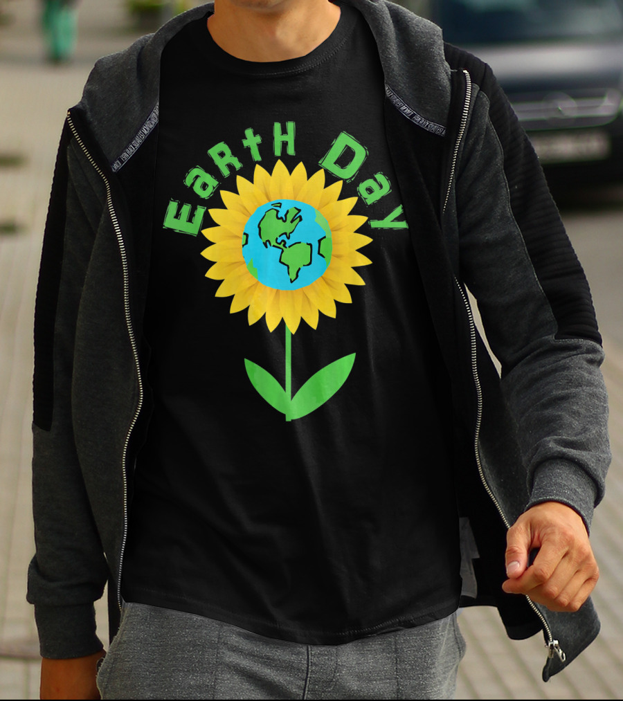 Earth Day Sunflower With Globe For Science Teacher T-Shirt
