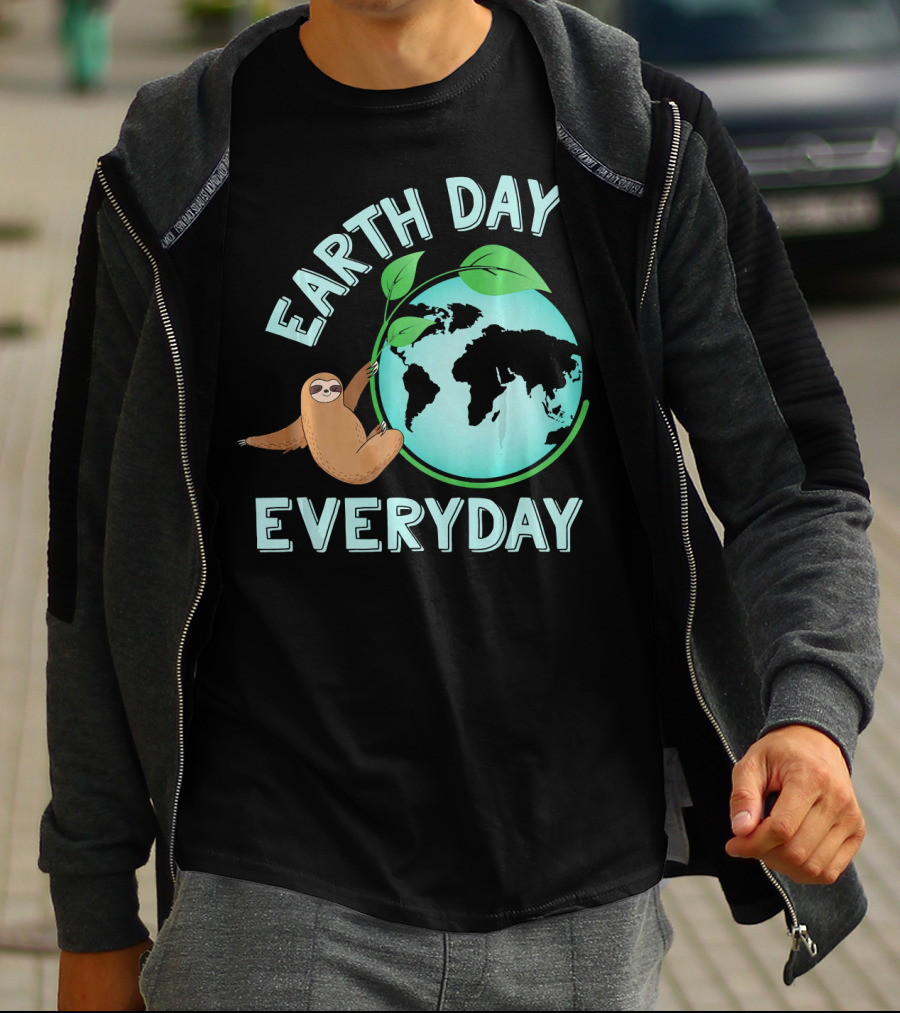 Earth Day Everyday Sloth Hanging On Globe Kids Women T-Shirt