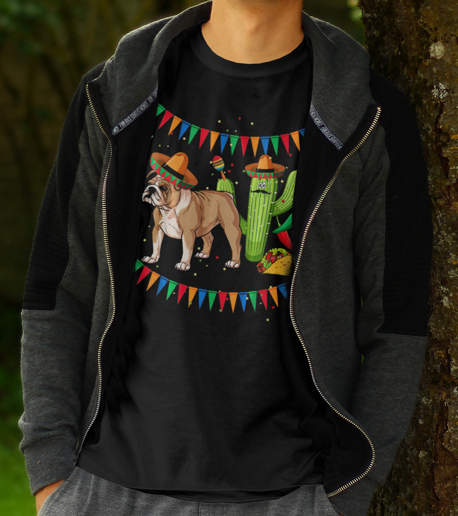 Sombrero English Bulldog Dog Mexico Cactus Taco Fiesta Flags T-Shirt