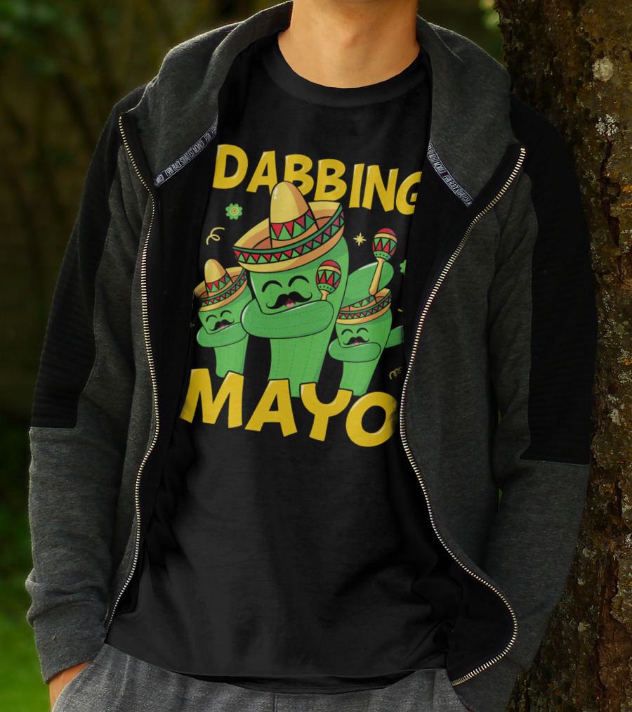 Dabbing Mayo Cactus With Sombrero And Maracas T-Shirt