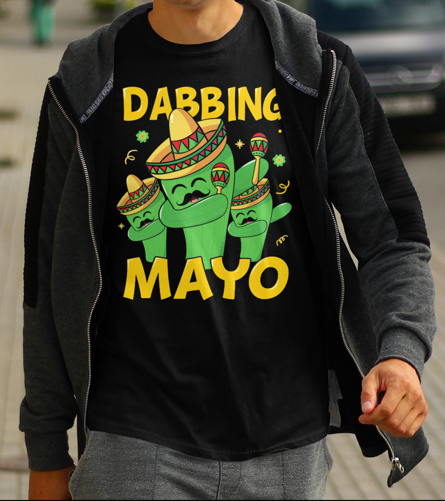 Dabbing Mayo Cactus With Sombrero And Maracas T-Shirt