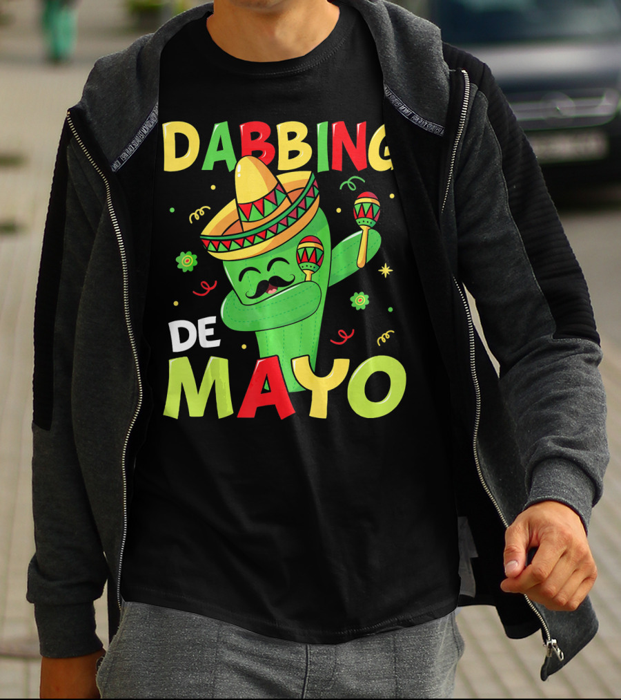 Dabbing Cactus Cinco De Mayo Sombrero Maracas T-Shirt