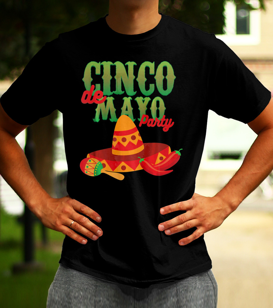 Cinco De Mayo Party Sombrero Maracas Peppers T-Shirt