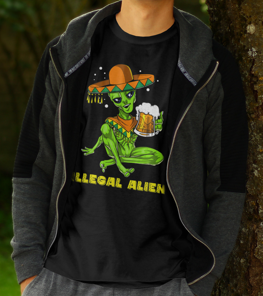Illegal Alien Cinco De Mayo Beer Sombrero Mexican Fies T-Shirt