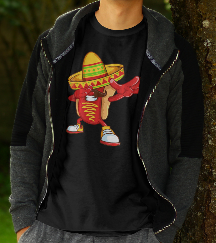 Funny Dabbing Hotdog Sombrero Mexican Cinco De Mayo T-Shirt