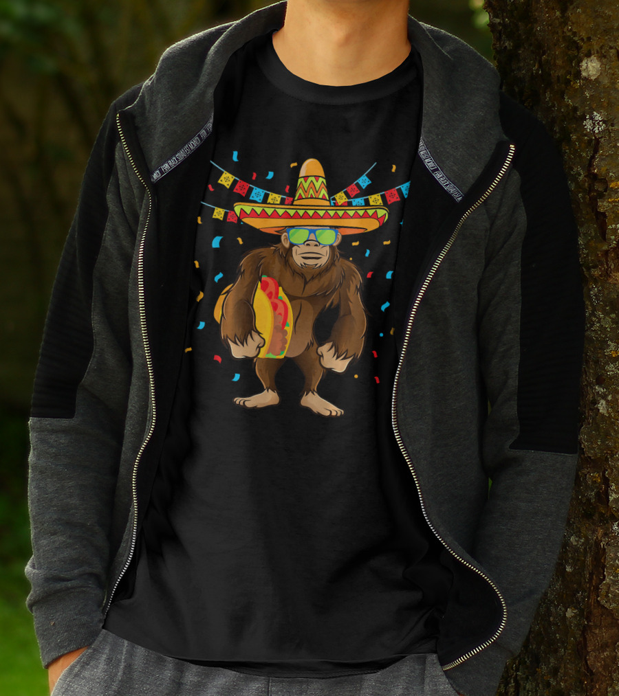 Bigfoot Sombrero Taco Cinco De Mayo Festive T-Shirt
