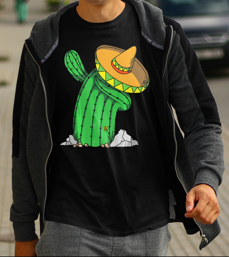 Cinco De Mayo Dabbing Cactus With Sombrero Fun T-Shirt