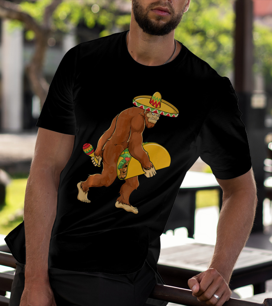 Bigfoot Taco Boys Cinco De Mayo Sombrero Maracas Fiesta T-Shirt