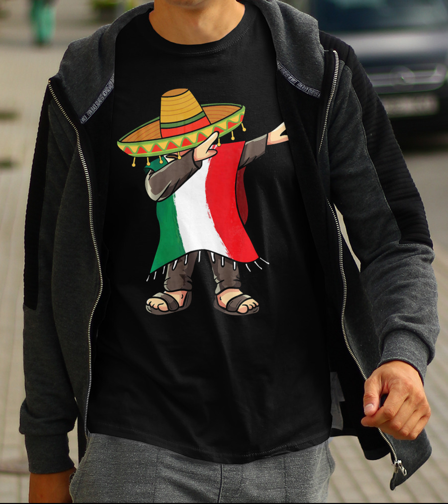 Mexican Flag Poncho Man Dabbing Cinco De Mayo Sombrero T-Shirt