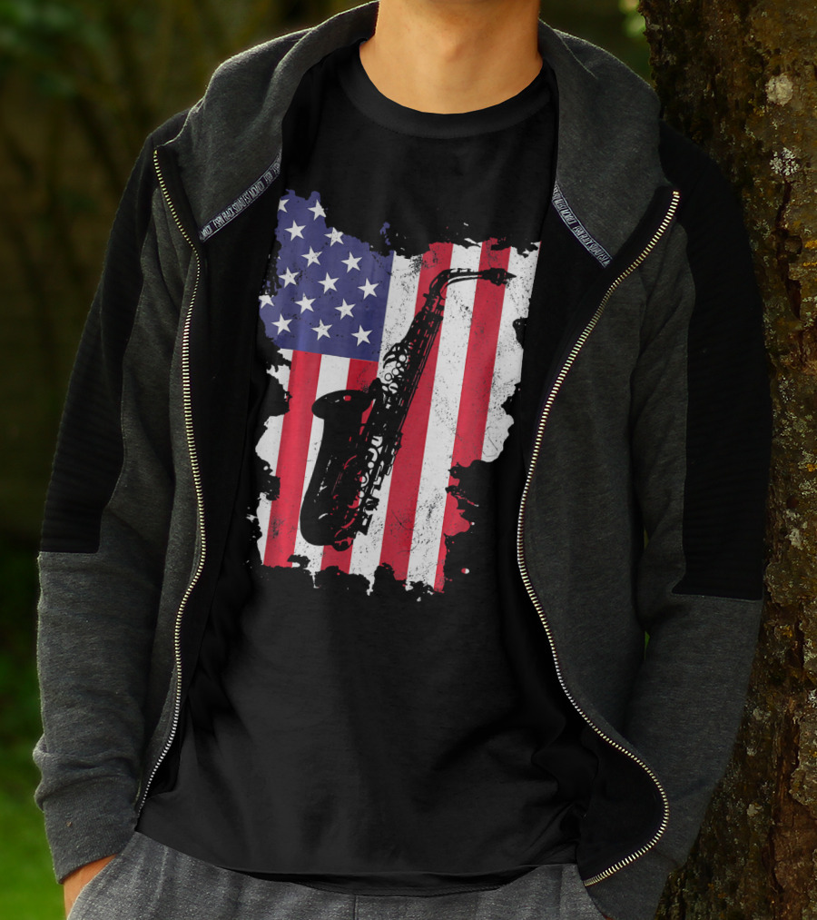 Saxophone USA Flag America Instrument T-Shirt