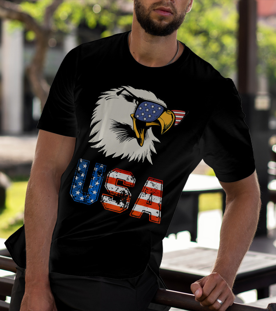 USA Patriotic Eagle American Eagle Flag Sunglasses T-Shirt