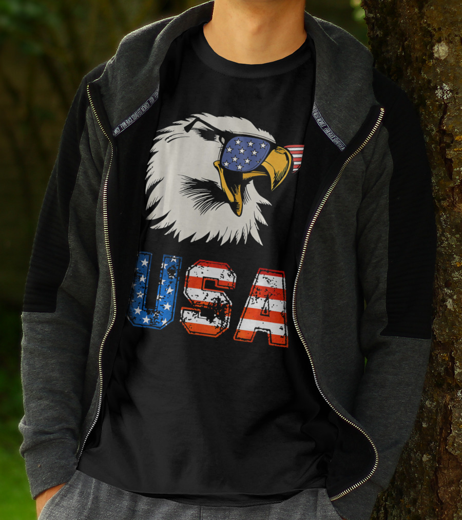 USA Patriotic Eagle American Eagle Flag Sunglasses T-Shirt