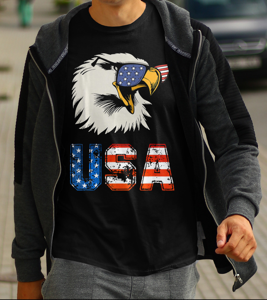 USA Patriotic Eagle American Eagle Flag Sunglasses T-Shirt
