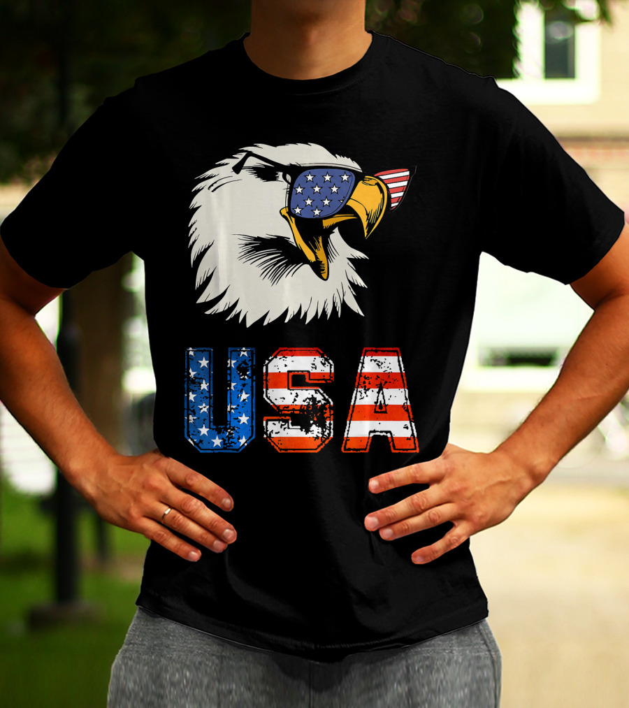 USA Patriotic Eagle American Eagle Flag Sunglasses T-Shirt