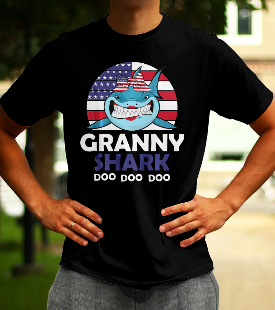 Granny Shark Doo Doo Doo American Flag Bow Women's Patriotic T-Shirt