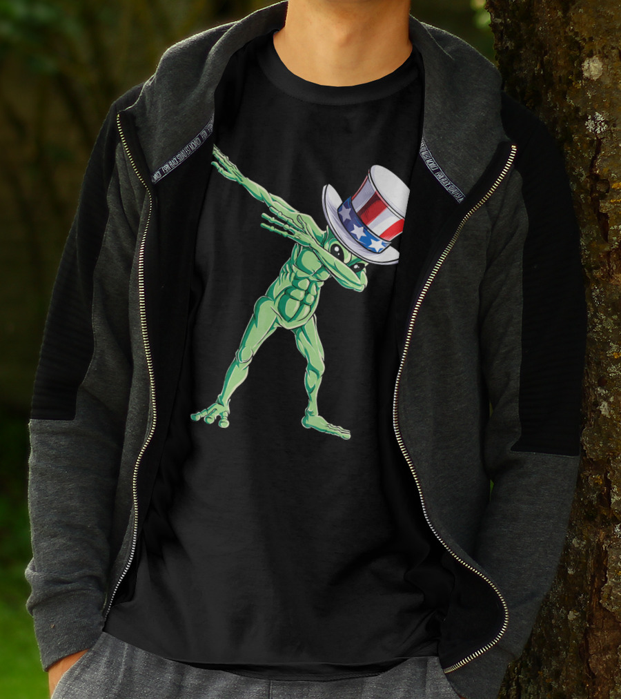 Dabbing Alien In American Uncle Sam Hat T-Shirt